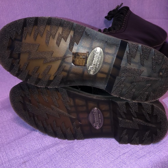 Used Demonia Bolt 400 Lace-Up Side Zip Boots Women’s Size 8 - Picture 9 of 11